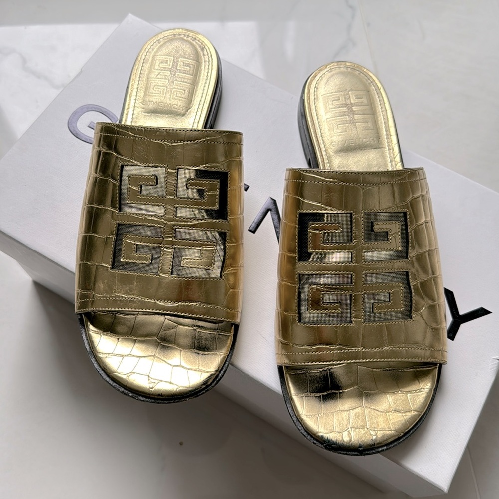 Givenchy 4G Metallic flat sandals - Picture 2 of 8